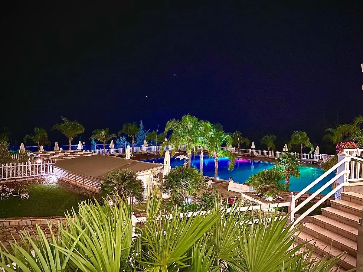 Elysium Hotel Dhermi