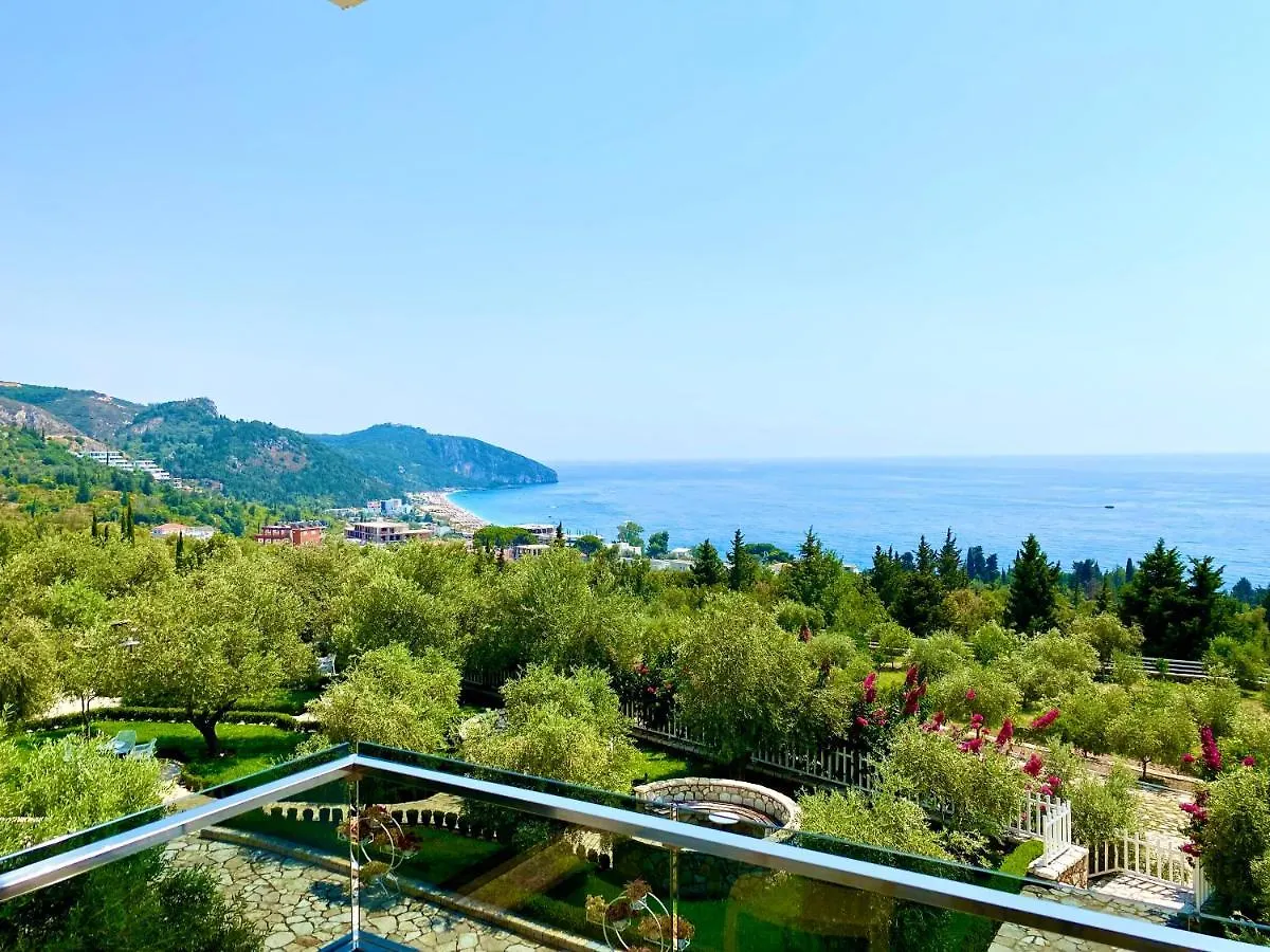 Elysium Hotel Dhërmi Albánie