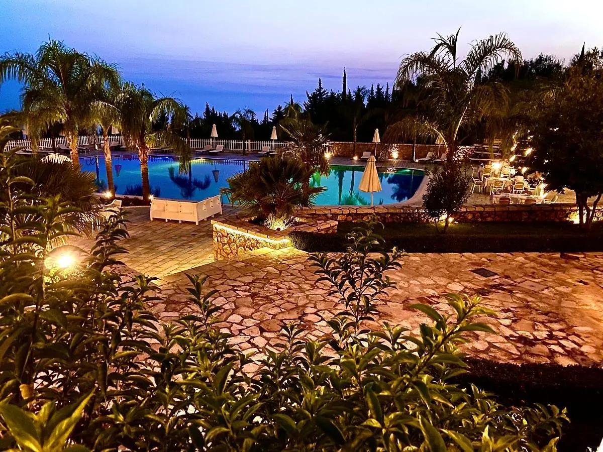 Elysium Hotel Dhërmi 5*,  Arnavutluk