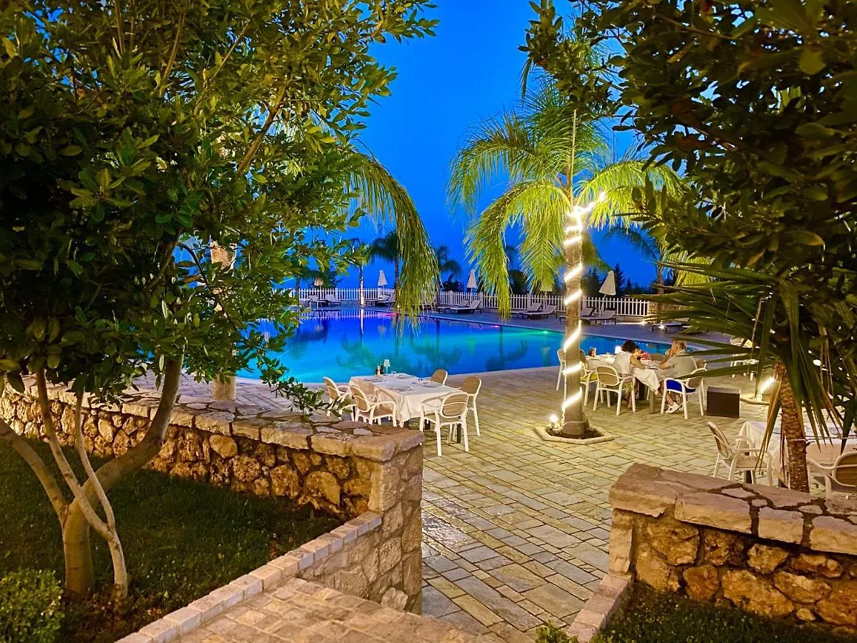 Elysium Hotel Dhërmi 5*,