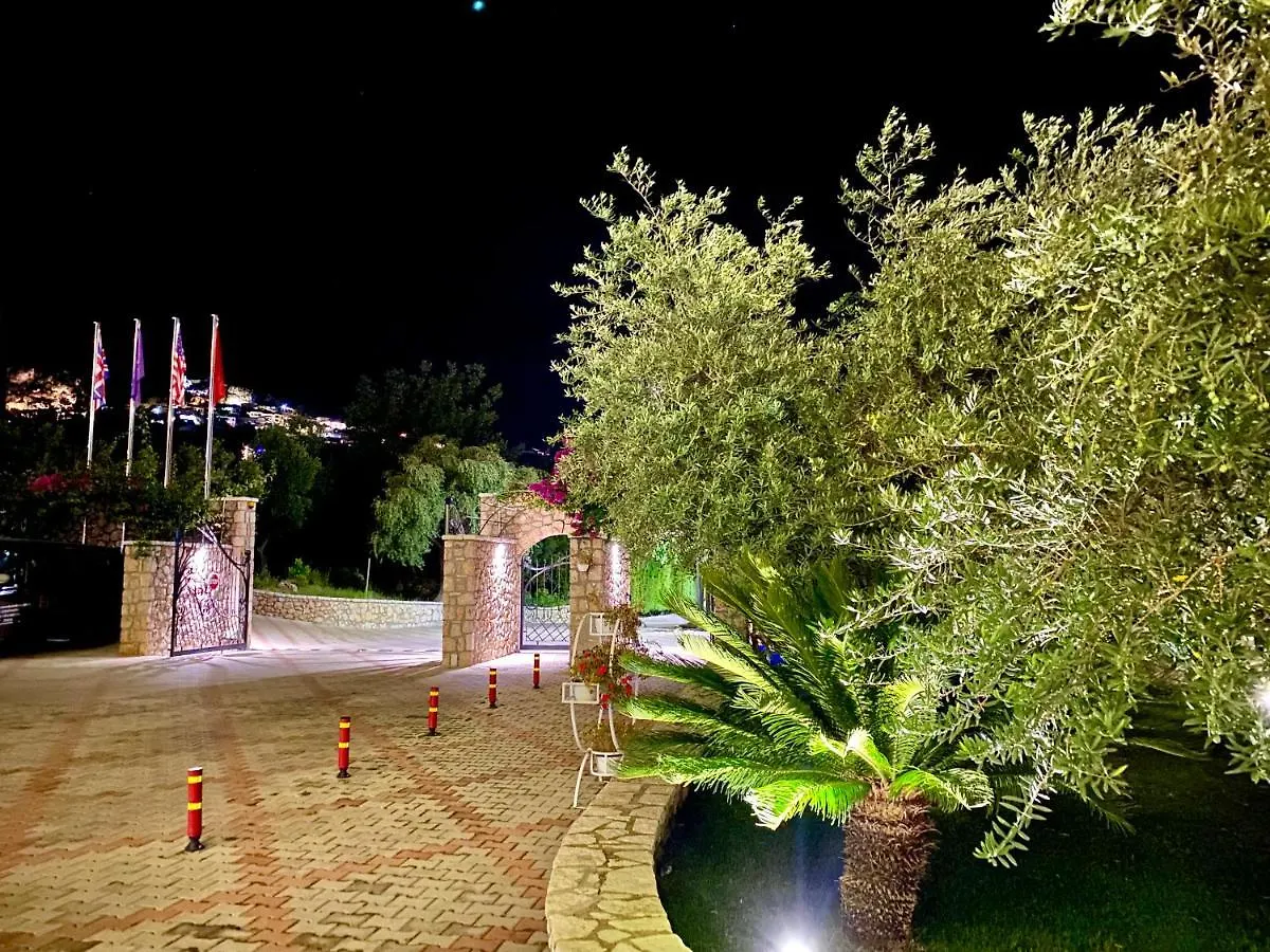 Elysium Hotel Dhërmi