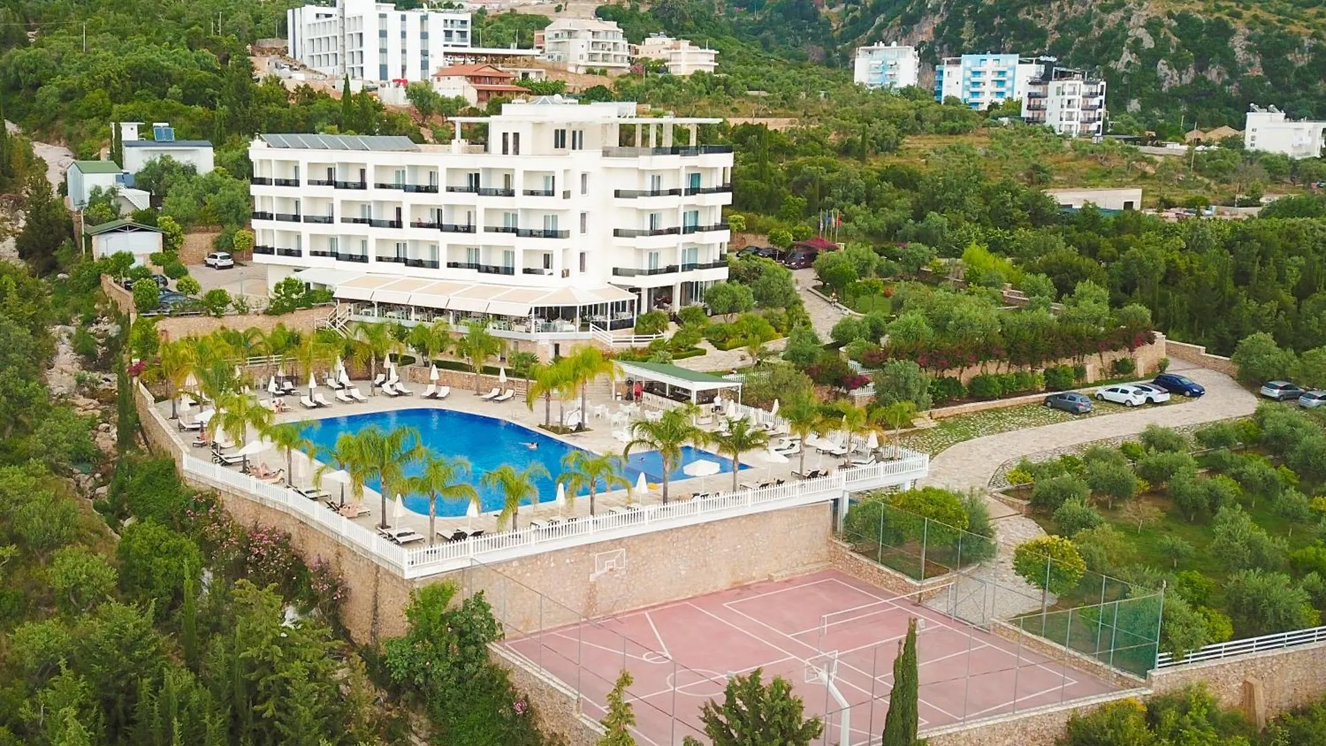 Elysium Hotel Dhërmi